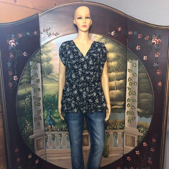 Banana Republic Black/White Floral Blouse-S - Picture 1 of 4